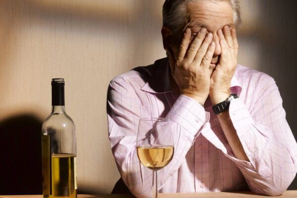 Top 10 Celebrities That Overcame Alcoholism