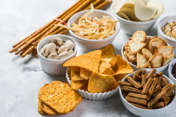 16 Best Snacks To Have With Beer