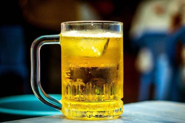 Can You Drink Beer With Ice? Here’s Why You Shouldn’t