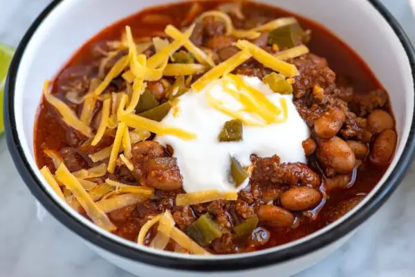 5 Best Beers for Chili: Adding Flavor and Depth to Your Chili
