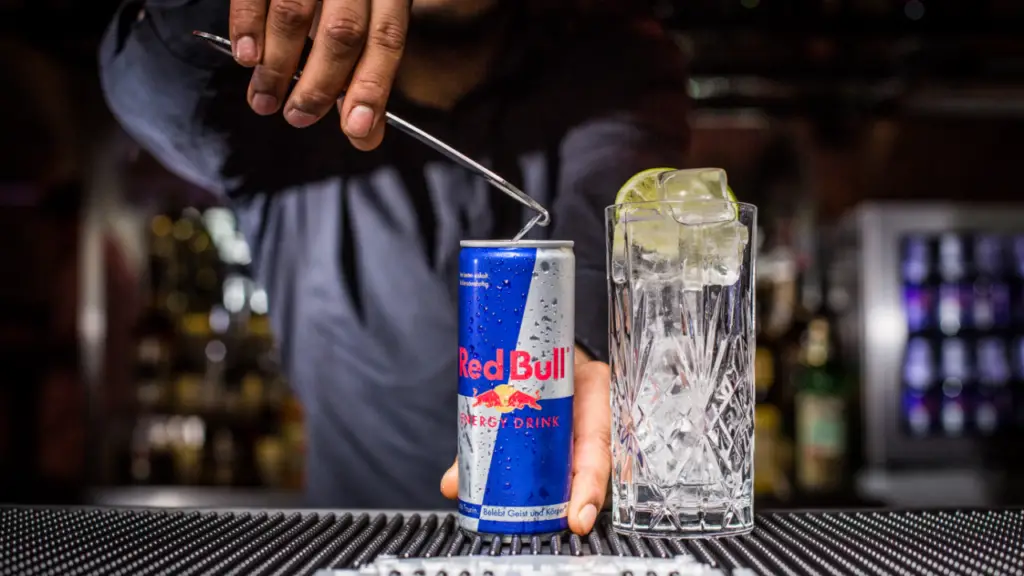 Risk of Mixing Alcohol and Energy Drinks or Caffeine